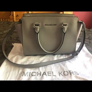 Michael Kors Medium Selma